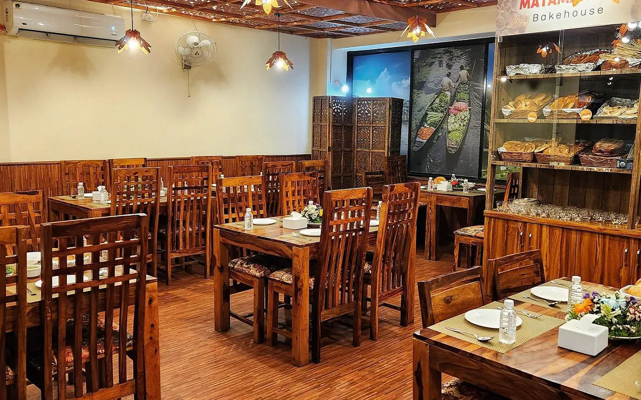 Matamaal Pune restaurant ambience